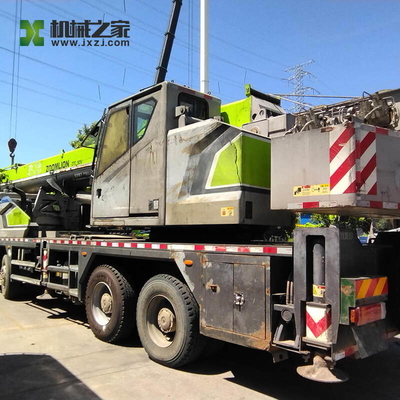 ความเร็วสูงสุดในการขับขี่ 80 กม./ชม. รถบรรทุกโครงแข็ง เครน แรงบิด 1148 KN.M เพื่อการยกที่รวดเร็วและทรงพลัง